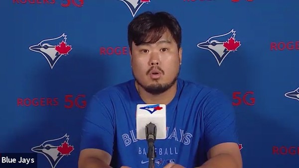 화상 인터뷰하는 류현진. (사진/MLB 화상 인터뷰 캡처)