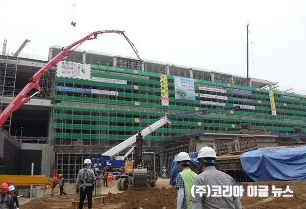 경남지역 건설업체, 도내 공사 절반도 못해