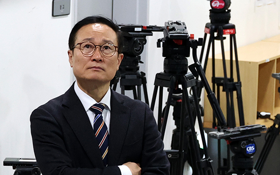 홍영표, 민주가 사라진 가짜 민주당 탈당…"설훈 등 현역 4명과 민주연대 추진"