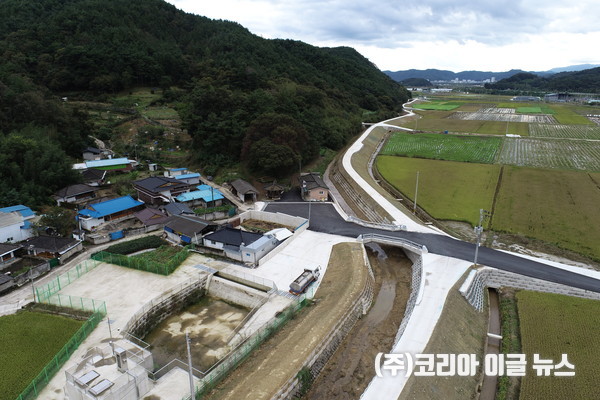 합천군, ‘율곡 가리목 소하천 정비사업’ 준공 / 드론 사진 (제공=합천군)