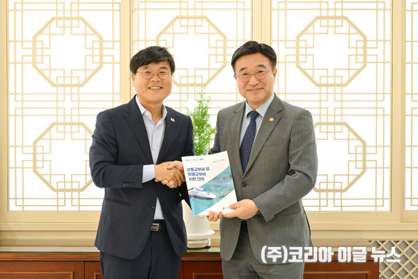 변광용 거제시장 행안부장관 면담, 교부세 20억 원 지원 요청  (사진/제공=거제시)