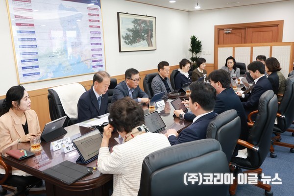 창원특례시의회, ESG 경영 활성화를 위한 활동 논의  (사진/제공=창원특례시의회)