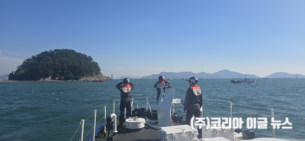 창원해경, 거제 망와도 인근해상 미출수 잠수사…1명 실종 수색 중  (사진/제공=창원해경)