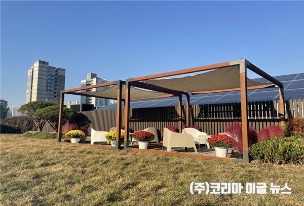 부산시청사 하늘정원 조성 사진   (제공=부산시)