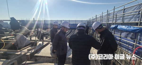 김해시, 동절기 대비 건축현장·적설취약건축물 안전점검 실시  (사진/제공=김해시)