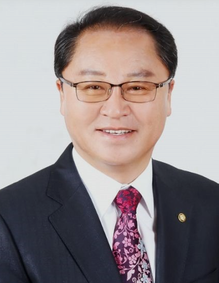 박춘덕 경상남도청소년지원재단 원장