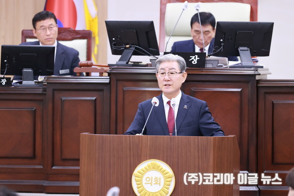 오태완 의령군수가 시정연설을 하고 있다. (사진/제공=의령군)