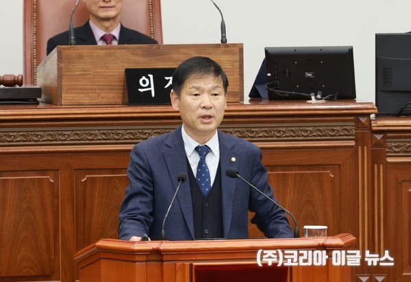 정순욱 의원(경화, 병암, 석동)이 제148회 정례회 제1차 본회의에서 5분 발언을 하고 있다.  (사진/제공=창원특례시의회)